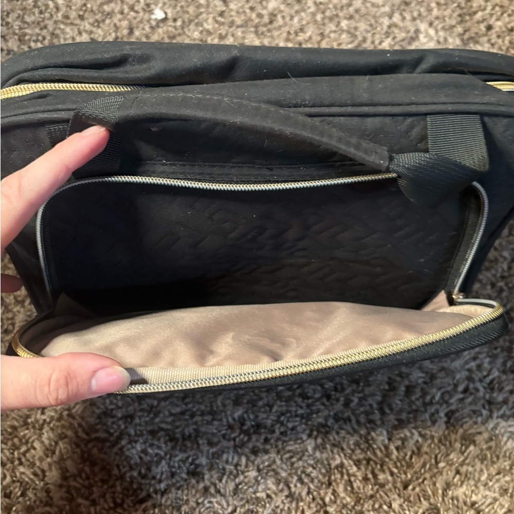 Elegant Black and Tan Garment Bag - Picture 7 of 9